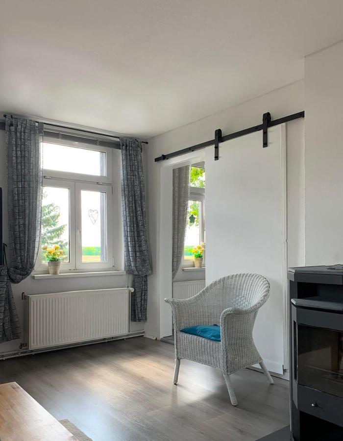 Vierseitenhof Hasenfelde - Ferienwohnung Feldblick Steinhofel Exterior foto